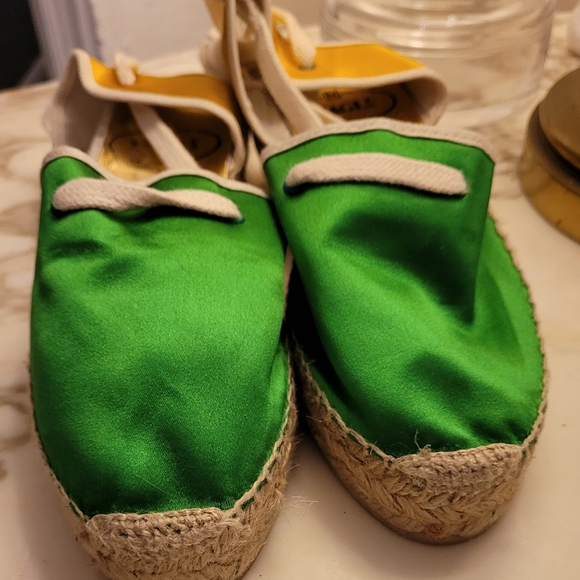Designer Bruno Magli espadrille sandals - Picture 2 of 6